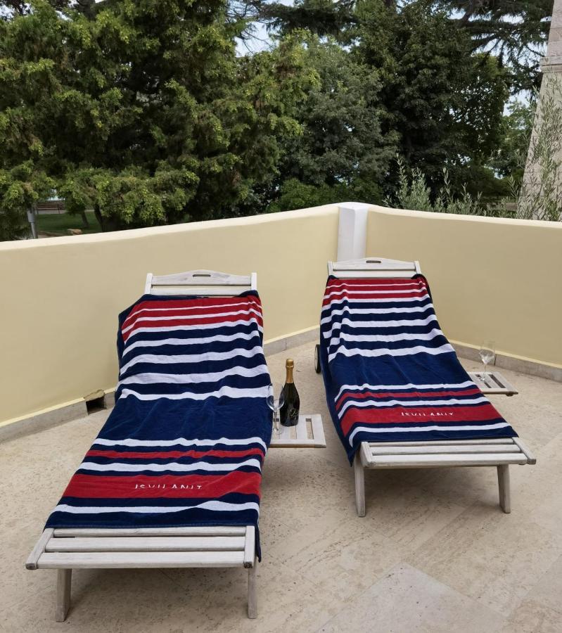 Aria Deluxe Superior 5 Star Apartment, Your Piece Of Heaven By The Sea & Park, With Sea & Park View Novigrad Istria 外观 照片